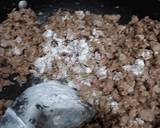 Sausage gravy over biscuits Bob Evan's copy cat recipe recipe step 2 photo