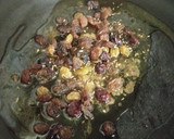 Foto del paso 5 de la receta: Lubina a la plancha y salteado de alcachofas con mango