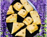 A picture of step 3 of Cinnamon puff pastry bites.