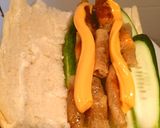 Hình bước làm 2 của món Bánh mì kẹp chả ram