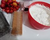 Pas rețetă Parfe (Parfait) cu biscuiți, fulgi de ciocolată și fructe 1 fotografie