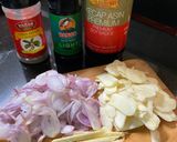 Foto langkah ke 1 dari resep Ayam Kecap Jahe.