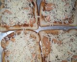 Foto langkah ke 2 dari resep Pizza Roti Tawar.