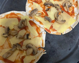 Foto del paso 3 de la receta: Pizza con pan pita