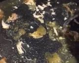 A picture of step 2 of Leftovers Chicken Stock.