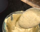 A picture of step 4 of Dill or Tarragon Béarnaise Sauce.