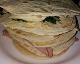 Foto del paso 3 de la receta: Pan en plancha o Piada