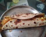 A picture of step 6 of Leftover Chapati Frankie.