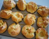 Foto langkah ke 8 dari resep Yorkshire Pudding.