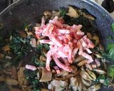 Foto del paso 2 de la receta Espinacas y Setas a la Crema con Bacón Ahumado
