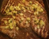 Foto del paso 5 de la receta: Chuleta de cerdo con piña, miel y mostaza