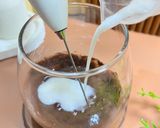 Foto langkah ke 2 dari resep Sea Salt Cream Choco Latte.