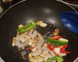 Foto langkah ke 2 dari resep #51 Lettuce Romain with Shrimp.