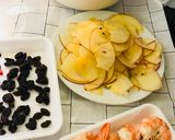 Foto del paso 2 de la receta: Salpicón de camarones con manzana