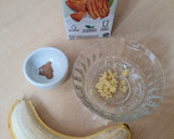 Foto del paso 1 de la receta: Licuado de banana con bebida de almendras y especias