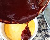 Foto del paso 3 de la receta: Torta quesillo/ chocoflan/ torta imposible / torta invertida
