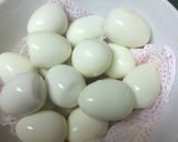 Foto del paso 4 de la receta Nido de huevos de codorniz con salsa rosa