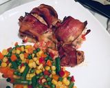 Baconba tekert, töltött csirkemell recept fázis 4 fotója