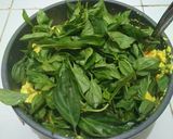 Foto langkah ke 3 dari resep Pepes Tahu Telur Wortel & Kemangi.