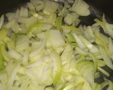 Foto del paso 2 de la receta: Tortilla de papa al horno 🥔