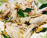 รูปขั้นตอนการทำที่ 3 ของ 🍗🌿 ไก่ทอดปลาร้าสมุนไพร