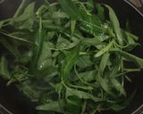 Foto langkah ke 2 dari resep Tumis Kangkung Manado.
