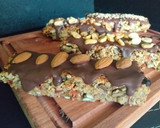 Foto del paso 8 de la receta: Barras de cereal bañado de chocolate y frutos secos