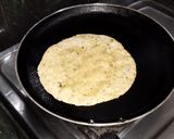 A picture of step 3 of Masala Methi Thepla.