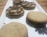 Foto del paso 6 de la receta: Alfajores de nuez y dulce de leche