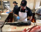 Foto del paso 2 de la receta: Salmón a las Hierbas Finas Empapelado a la Sonorense