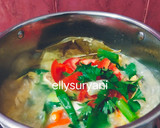 Foto langkah ke 9 dari resep Sup/Pindang Ikan Patin Bumbu Iris Yummy.