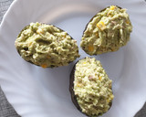 Foto del paso 4 de la receta: Aguacates rellenos de atún y maíz