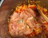 Foto del paso 2 de la receta: Arroz con pollo especiado tipo indio