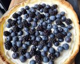 Une image de l'étape 3 de Tarte myrtilles et miel.