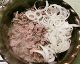 Foto del paso 6 de la receta: Bistec con papas en chile morita