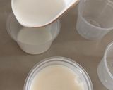 Foto langkah ke 1 dari resep Puding Susu Strawberry.