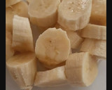 A picture of step 3 of Banana cake.