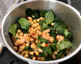 Foto del paso 3 de la receta: Potaje de garbanzos con pulpo y langostinos 🦐 (versión diferente para Cuaresma)