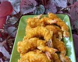 Foto langkah ke 3 dari resep Ebi Furai with Saus Tartar.