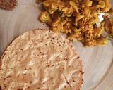 A picture of step 7 of Aloo gobhi.