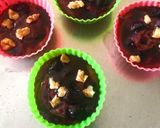 A picture of step 4 of Blueberry Cupcake.