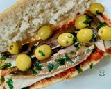 Foto del paso 4 de la receta Bocadillo de ventresca de atún con anchoas