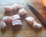 Foto del passaggio 3 della ricetta Persico in salsa agrodolce con uva e scorze d'agrumi