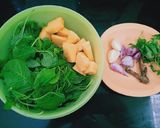 Foto langkah ke 1 dari resep Sayur bening 'baylake' (bayam labu kemangi.