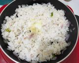 Foto langkah ke 5 dari resep Nasi Goreng Ala Anak Kost.