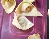 A picture of step 4 of Crispy crunchy wonton.