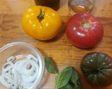 Foto del paso 1 de la receta: Ensalada de tomates heirloom