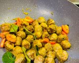 Foto langkah ke 3 dari resep Bistik Bola-Bola Daging - Bistik Jawa.