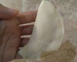 Foto langkah ke 3 dari resep Pastel isi ayam suwir.