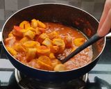 A picture of step 10 of Masala soya chaap.